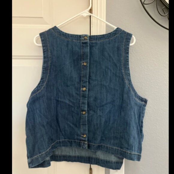 🎄3/$10 SALE🎄NWT Old Navy brand size 3X Denim Top - Picture 4 of 4